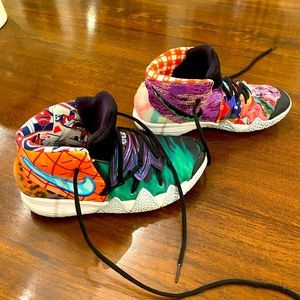 Nine Kybrid S2 Shoes Kyrie size 5 youth